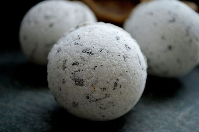 prirodni-recept-na-lecive-bomby-do-koupele-1