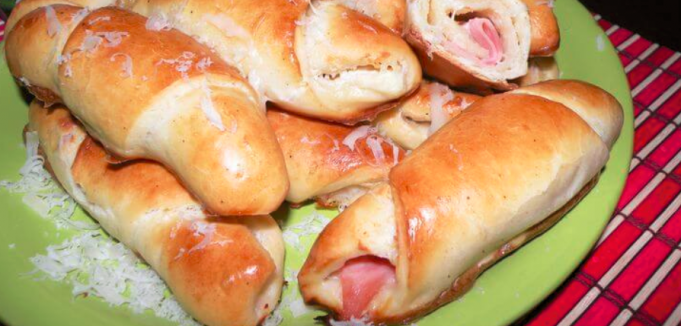 domácí_rohlíky_plnene_sunkou